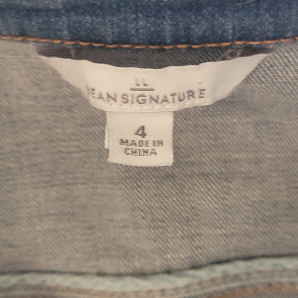 Denim jacket - Picture 2 of 4